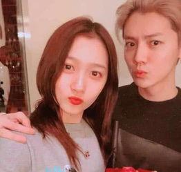 娱乐吃瓜的头像图片女生,娱乐吃瓜头像女生风采展示