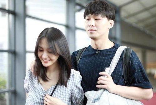 娱乐吃瓜酱内向父女,揭秘娱乐圈温馨亲子关系背后的故事